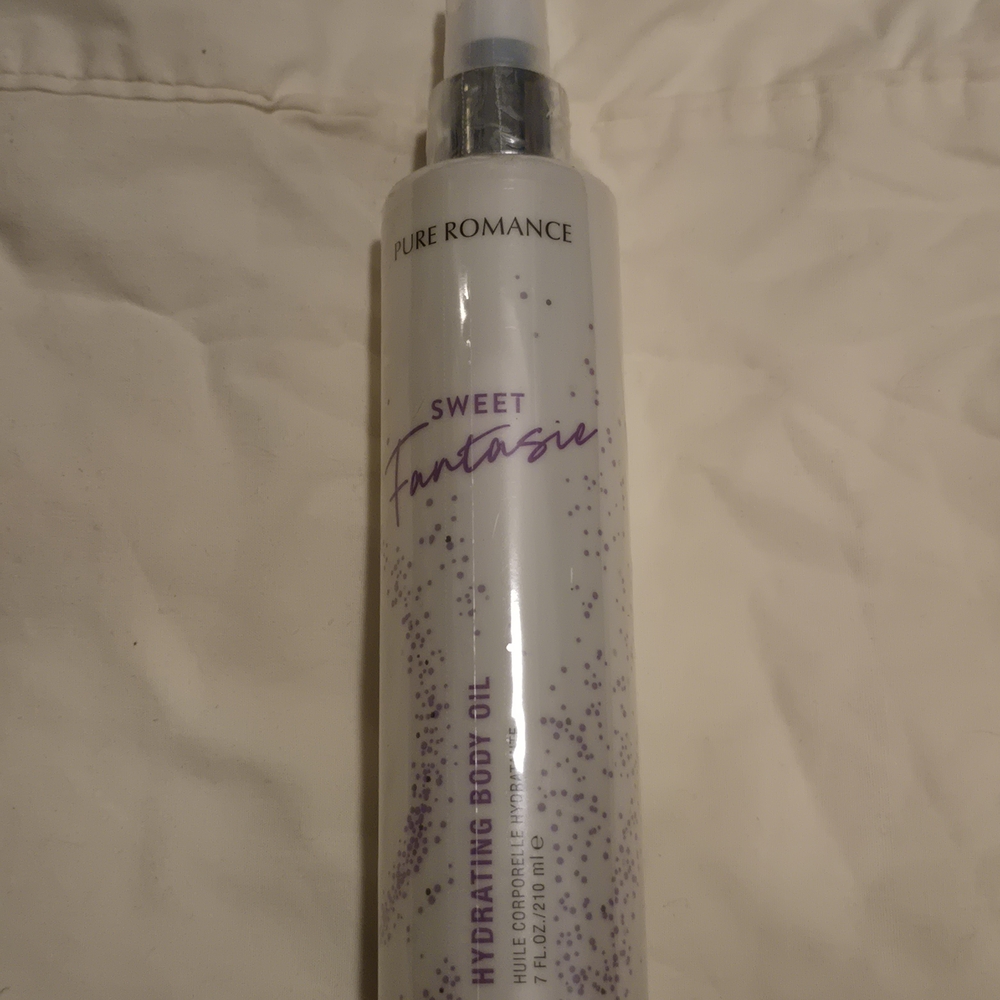 Pure Romance Sweet Fantasie Hydrating Body Oil - White